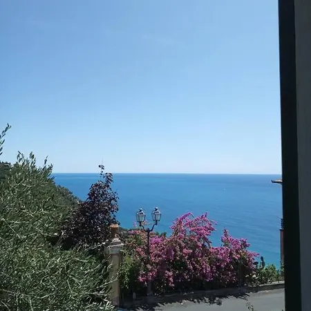 Semesterbostad Casa Con Ulivo E Bella Vista Vicino Parco C. Terre Zoagli